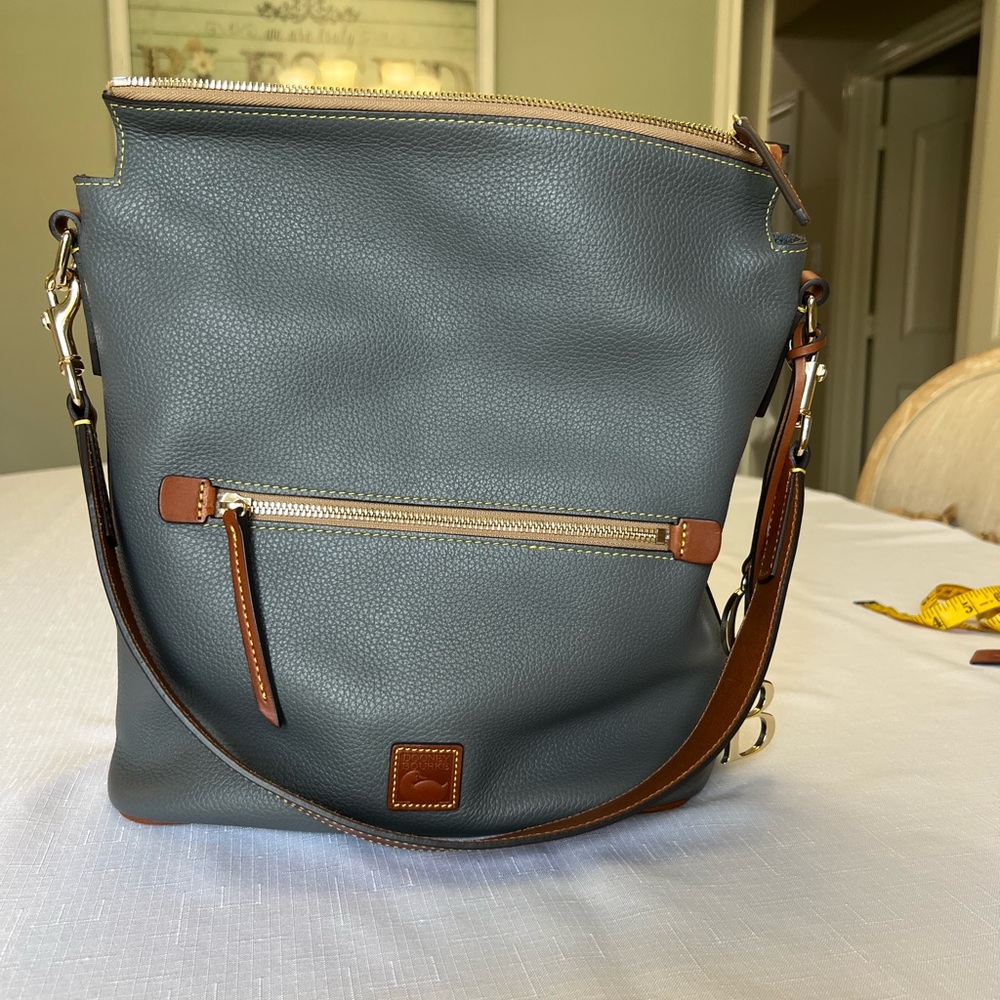 Dooney and Bourke large zip sac